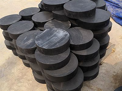 靖安县板式橡胶支座由若干层橡胶片与薄钢板经加压硫化
